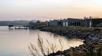 Huse ved vandet i Aalborg, Danmark